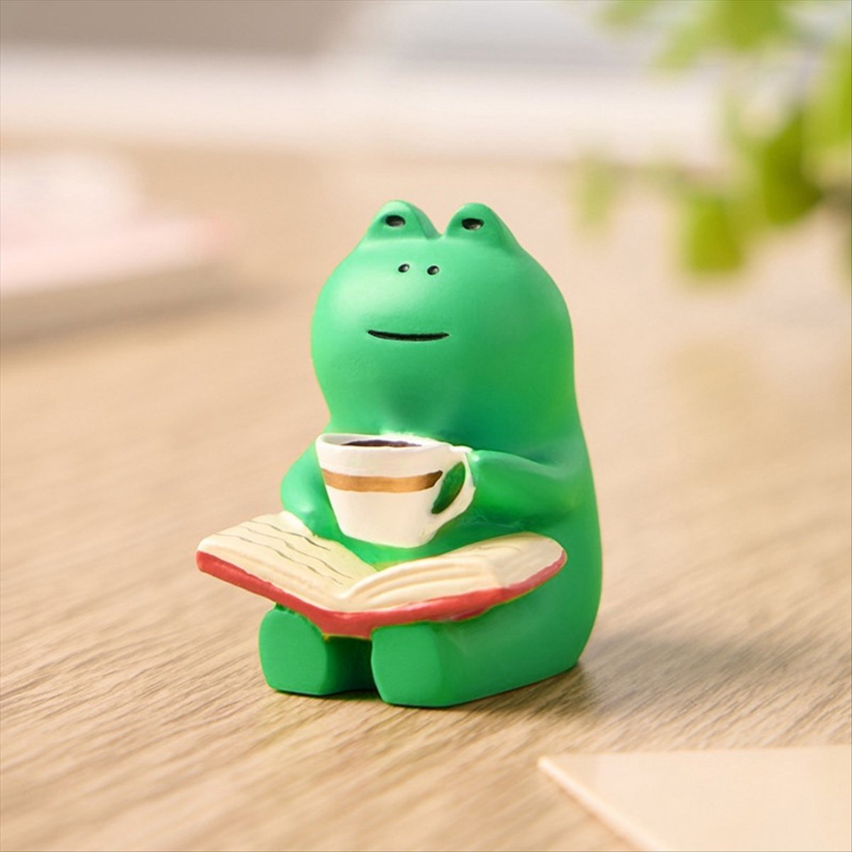 예산 친화적인 만화 개구리 흔들의자 테이블 램프 장식품 - Home Office Budget 리뷰 및 가격